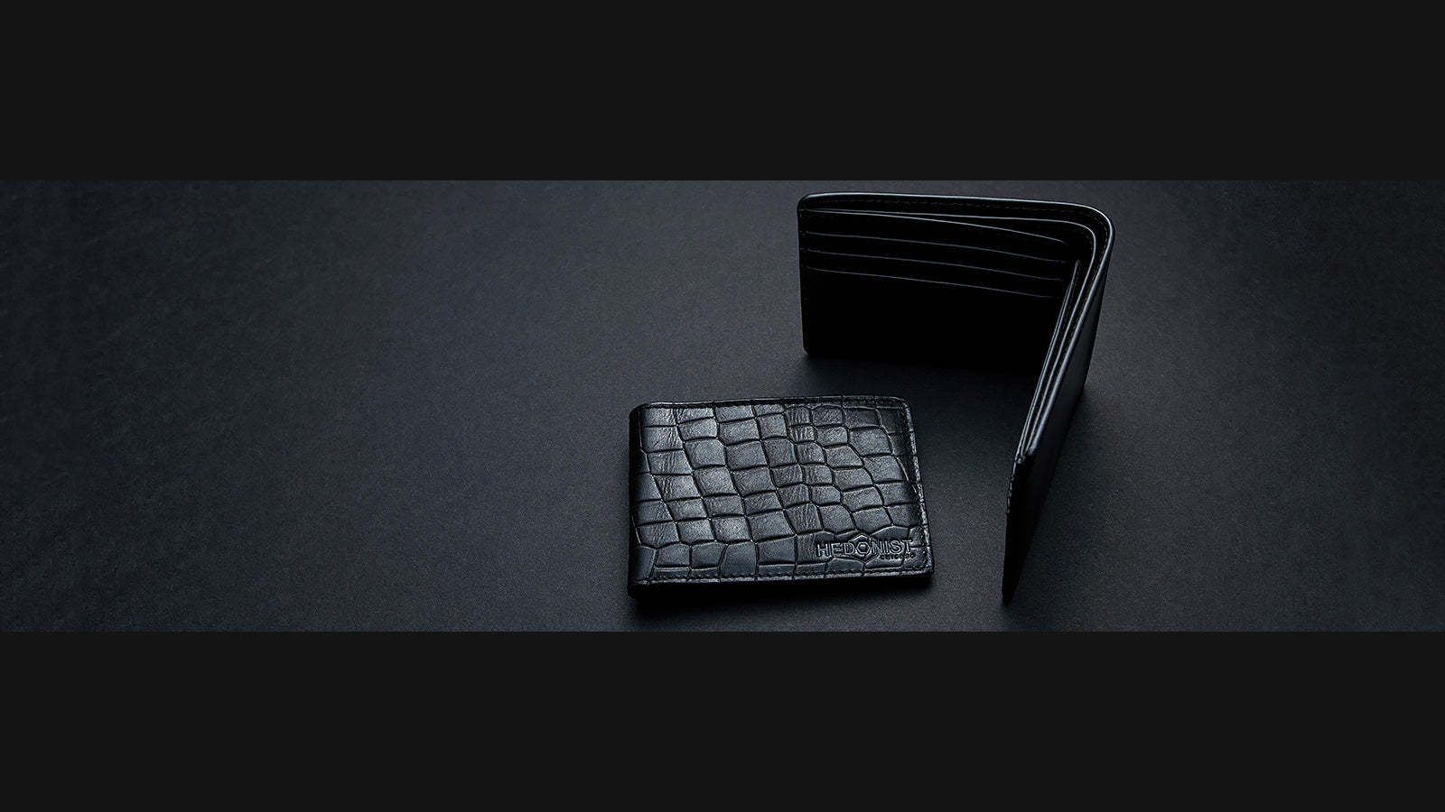 Men's Ultra Slim Leather Wallets for minimal carry, crafted from durable premium leather.