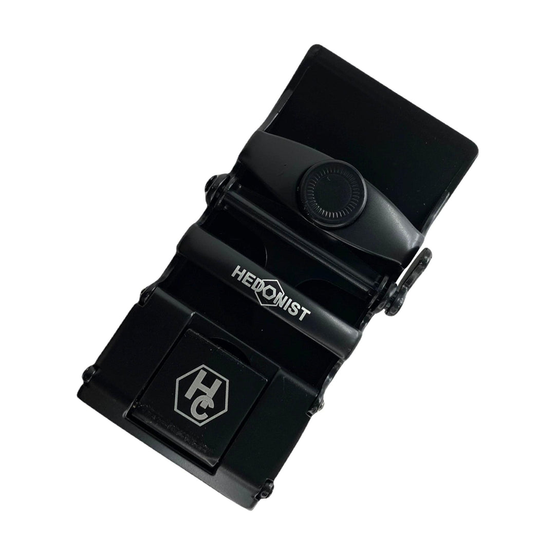 Curved black ratchet buckle 1.38 inch side profile view | Hedonist Chicago