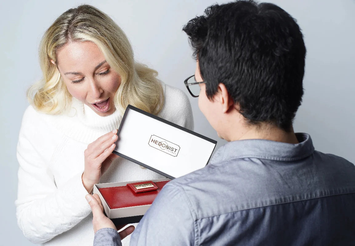 Anniversary Gift Guide: Leather Gifts for Every Milestone Year