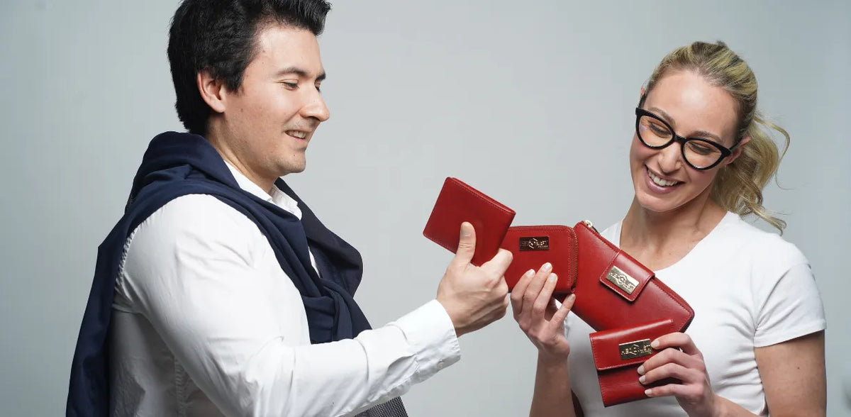 Leather Accessories for Every Dress Code: Wallet, Belt, and What Works Where