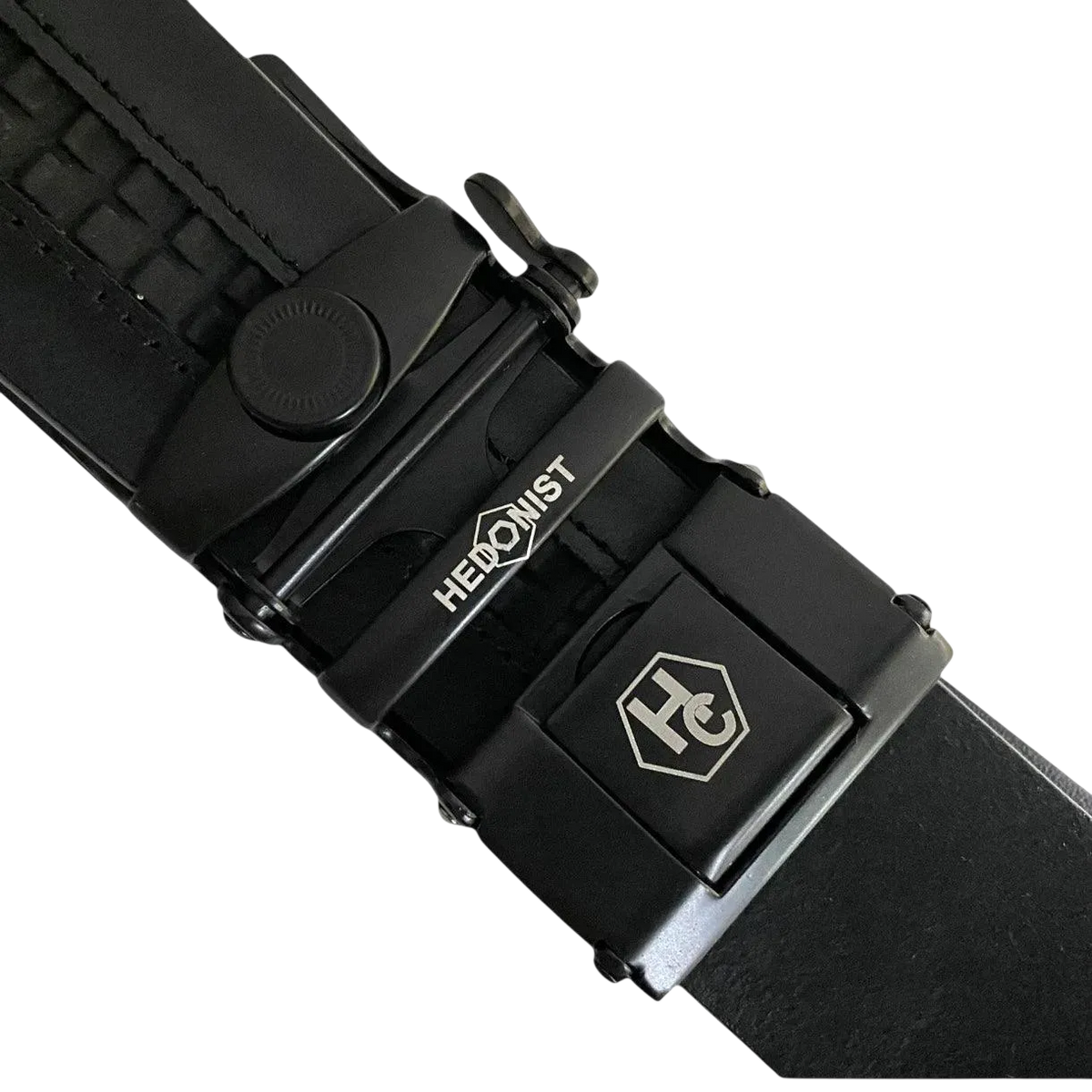 Black croco leather ratchet belt with black buckle, hardware close-up