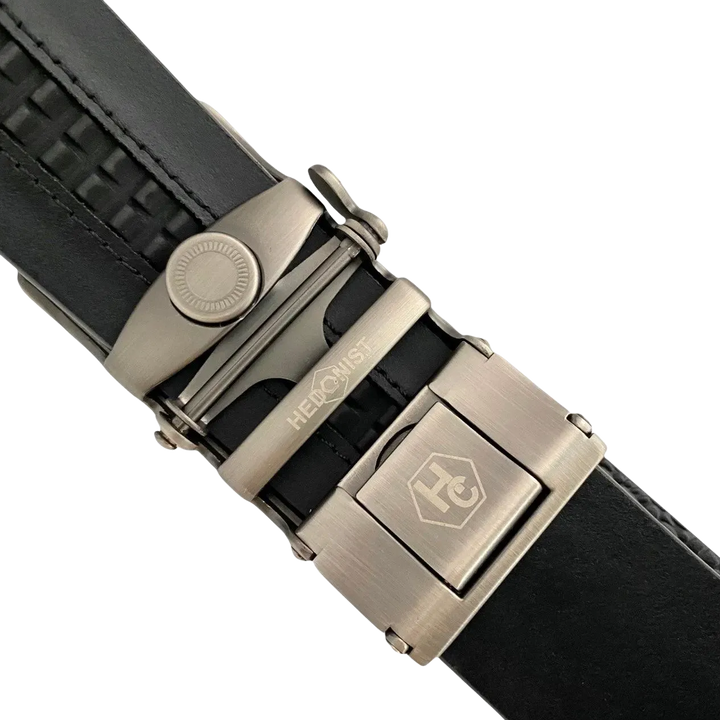 Black croco leather ratchet belt with silver buckle, buckle close-up
