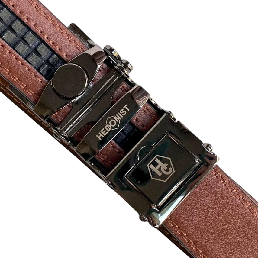 Brown leather dress ratchet belt with saffiano effect buckle, hardware close-up