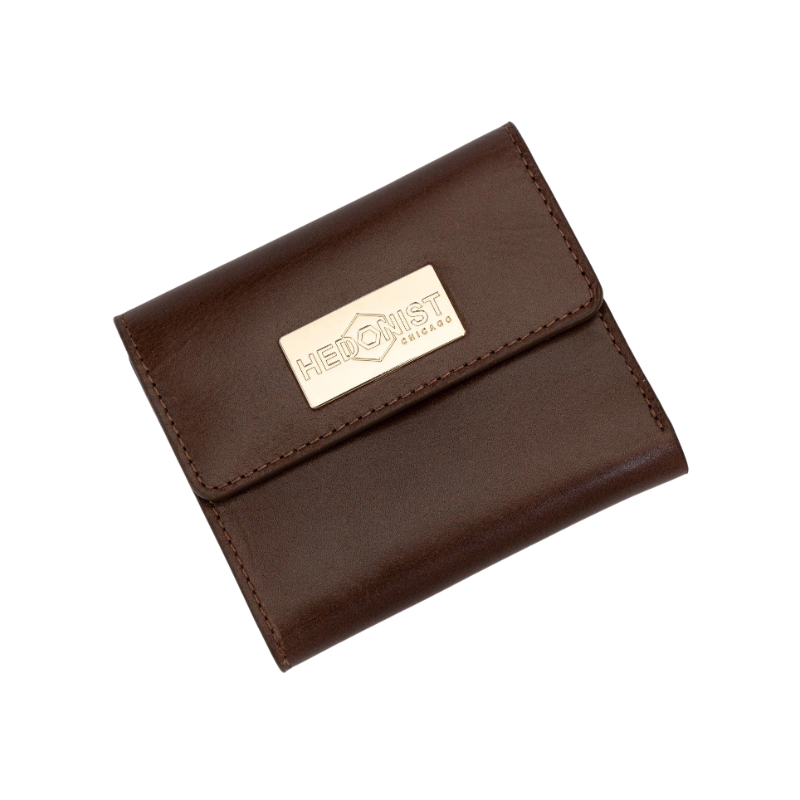 Small brown leather snap wallet for women, snap closure detail