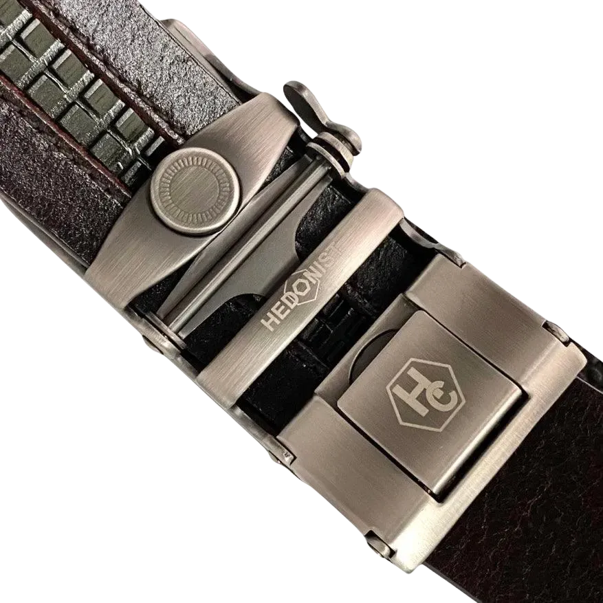 Dark brown croco leather ratchet belt with gunmetal frame buckle, buckle close-up