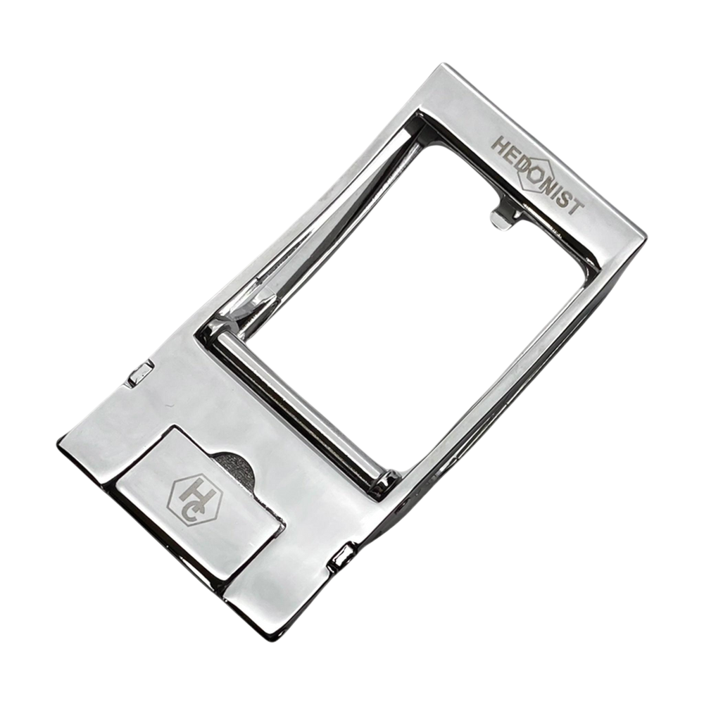 Steel ratchet buckle 1.38 inch back locking system closeup | Hedonist Chicago