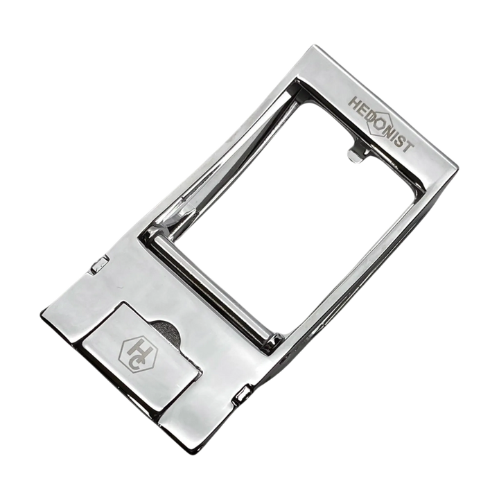 Steel ratchet buckle 1.38 inch back locking system closeup | Hedonist Chicago